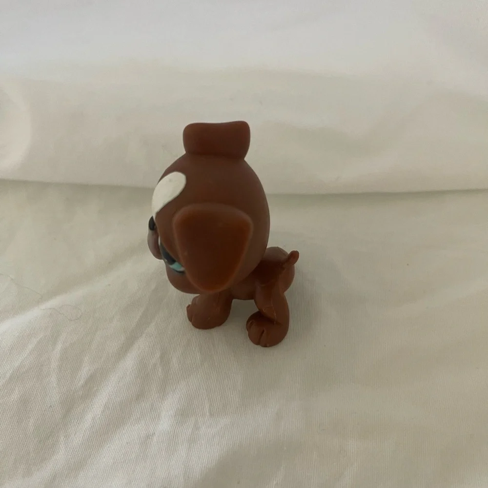 Littlest Pet Shop LPS Boxer Dog #83 Brown White Blue Eyes Loose Figure